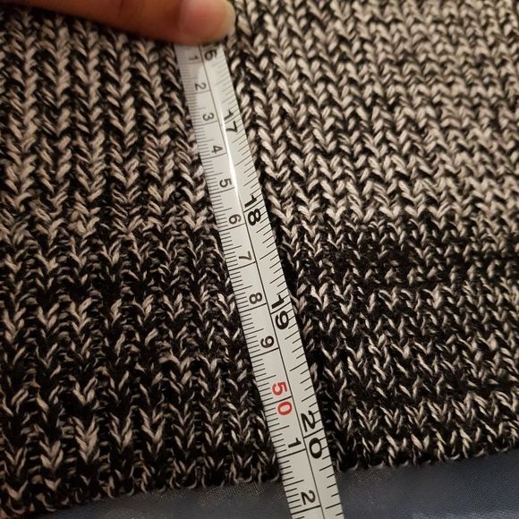 NWT ABOUND Nordstorm brand women's black sweater top, Size Medium - Picture 7 of 11